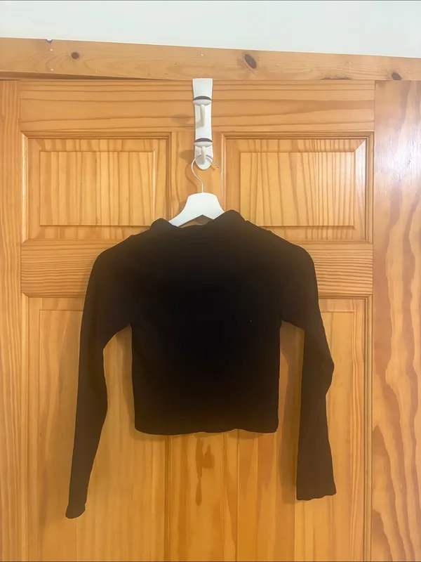 Dynamic Seamless Apparel Size Small Black 1/4 Zip Pullover Top - Image 6