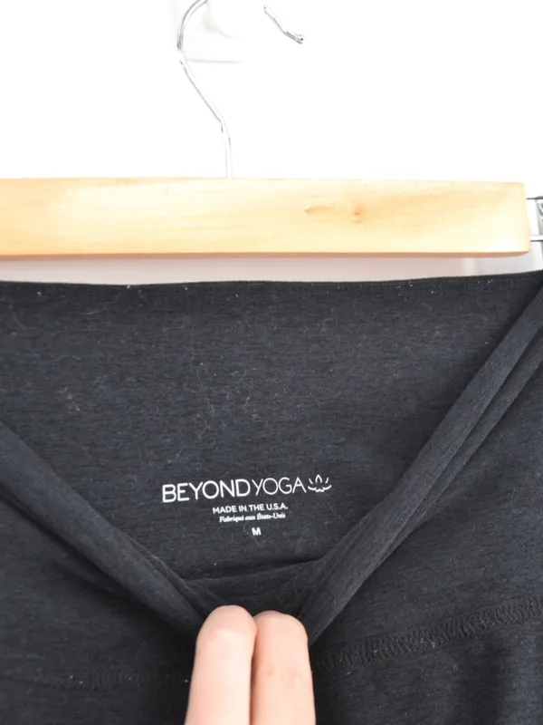 Beyond Yoga Spacedye Out of Pocket Midi Leggings Black M - Image 6