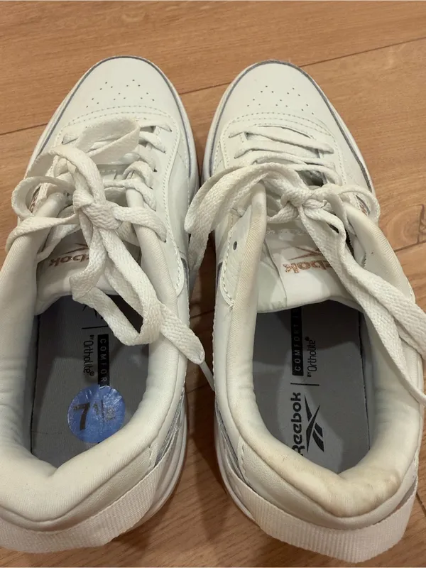 Reebok Ortho Lite White Leather Sneakers with Gum-Trim Sole Size 7.5 - Image 6