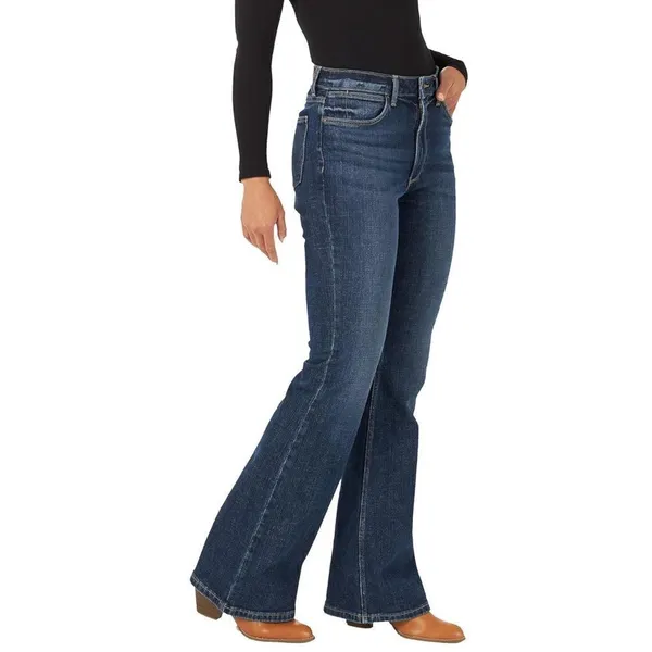 Wrangler new with tag high rise fierce‎ flare B18 - Image 4