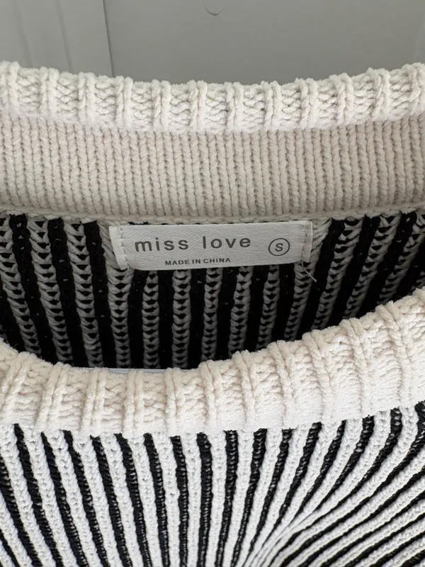 Sweater Multiple - Image 2