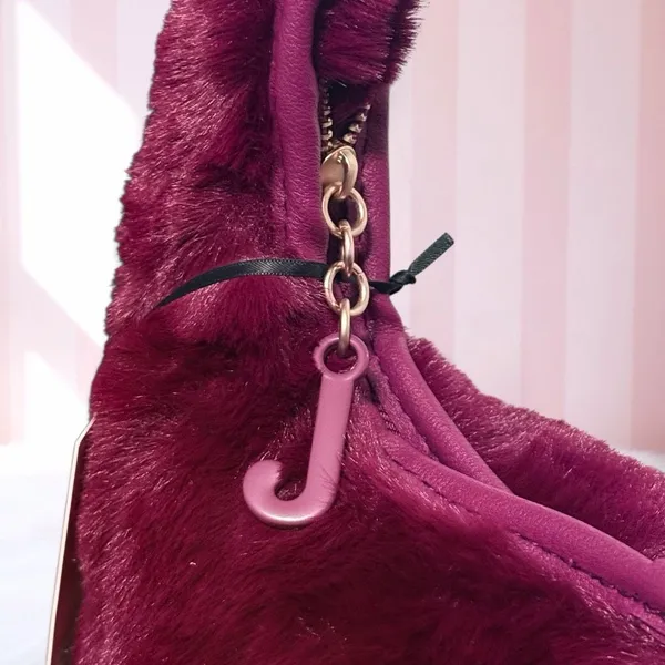 Juicy Couture Burgundy Faux Fur Shoulder Bag - Image 3