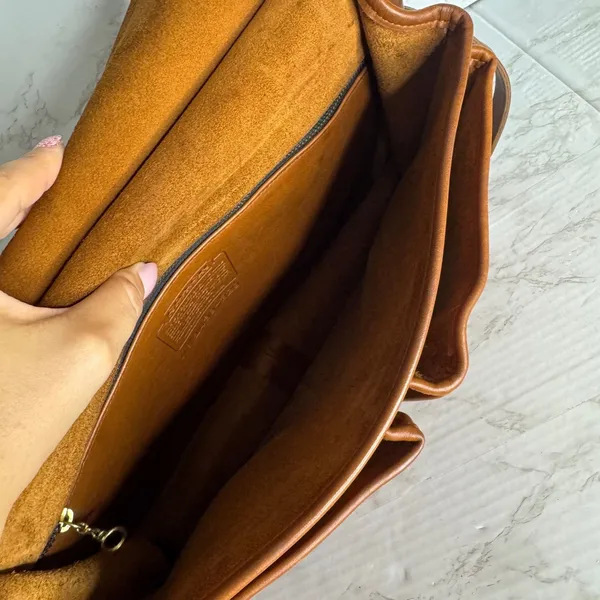 Coach kensington satchel briefcase Leather Messenger Brown bag front pockets - Image 9