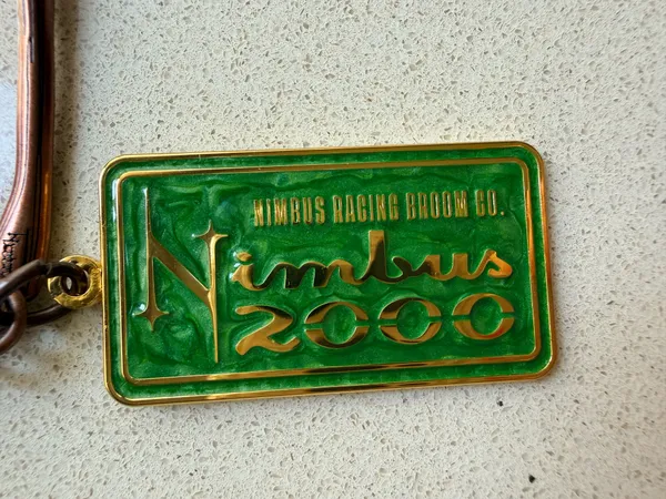 Keychain nimbus 2000 Harry Potter  - Image 2