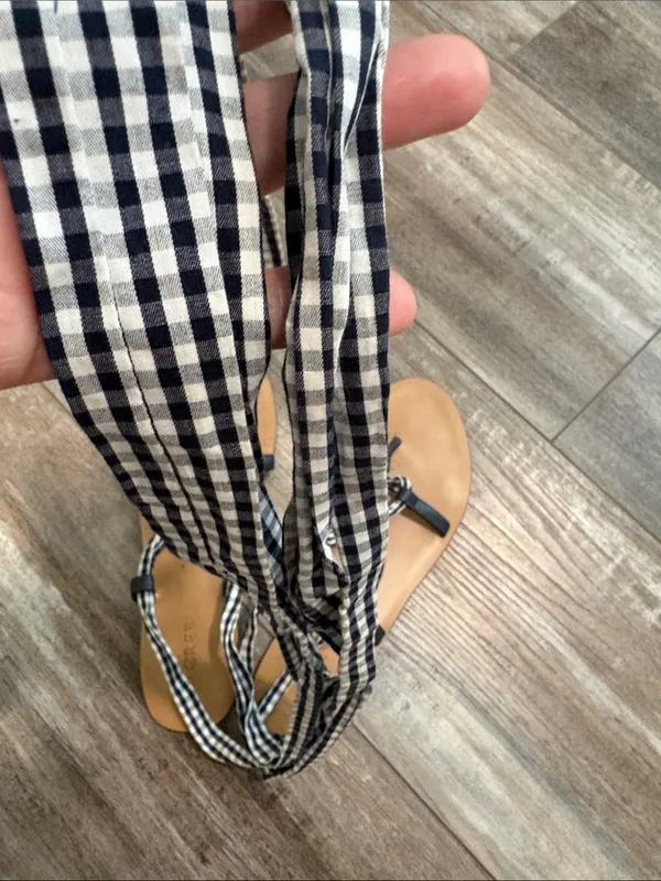 J. Crew Gladiator Wrap Sandals Gingham size 8 - Image 7