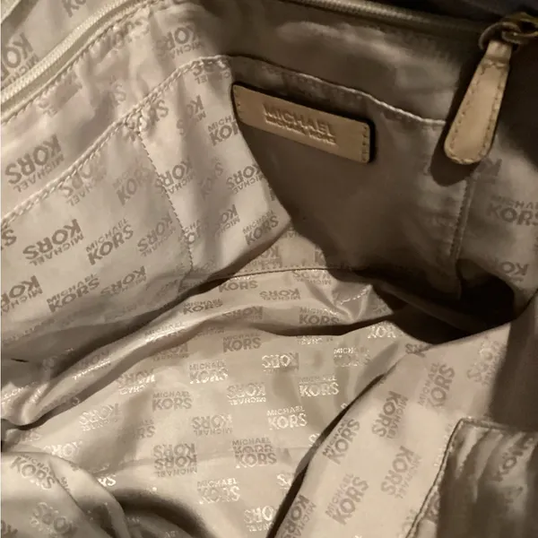 Michael Kors Tan Leather Shoulder Bag - Image 5