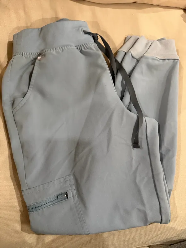 Figs Zamora joggers dusty blue - Image 2