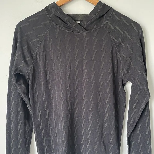 Lululemon Rest Less Hoodie Seamless Athleisure Lightweight Black Size Small - Image 5