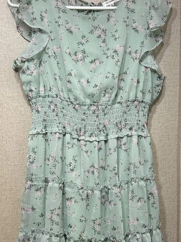 No Comment Smocked Floral Tunic with Ruffle Sleeves - Mint Green - Image 2