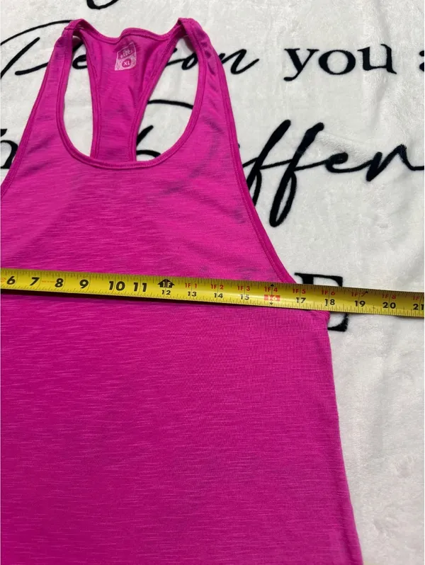 Hot pink racerback athletic tank top Size XL - Image 5