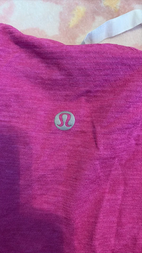 Lululemon Cropped Swiftly Tech Short Sleeve - Image 3