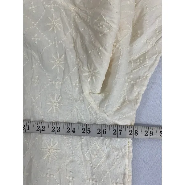 Old Navy Women's Tan Light Blouse - Image 5
