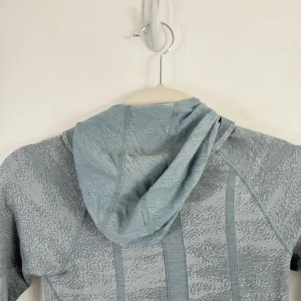 Lululemon Swiftly Speed Hooded Quarter 1/4 Zip Blue Thumbholes Gym‎ Womens 2 - Image 7