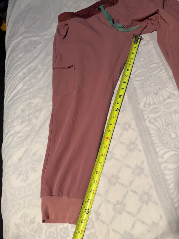 Figs Mauve Rose Scrub Jogger with Contrast Drawstring - Image 7