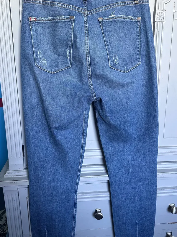 AO.LA jeans by Alice + Olivia - Image 3