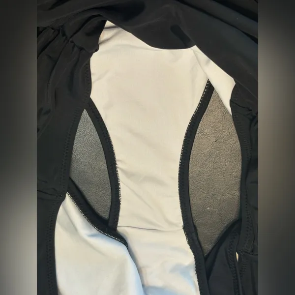 CUPSHE NWT Size 1X Black Ruched HighRise Bottoms. - Image 9
