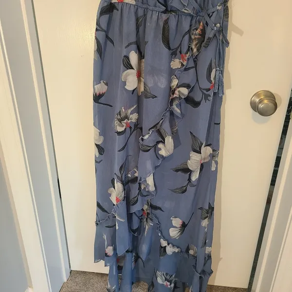 Hint of Blush Long Maxi Flutter Dress Size Large Magnolia Floral Blue High Low - Image 10