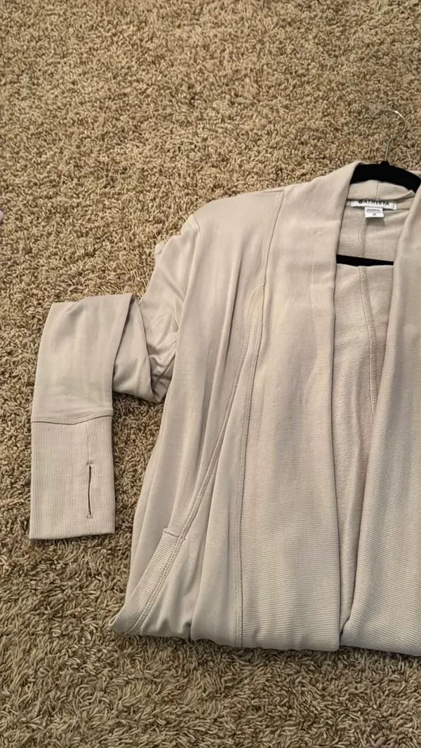 Athleta Women’s Long Cardigan Sleeve XS - Image 2
