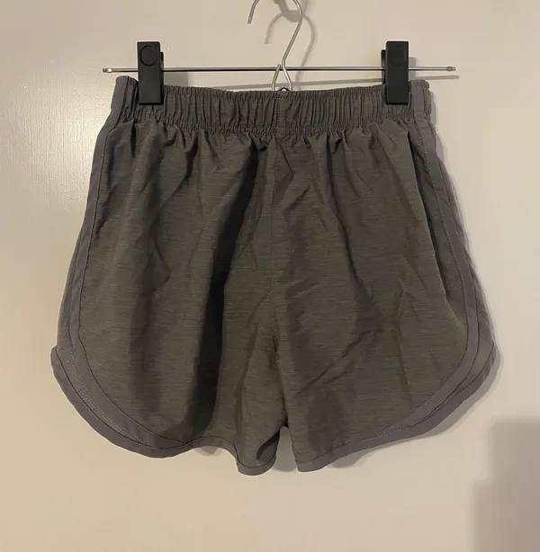 women’s shorts - Image 3