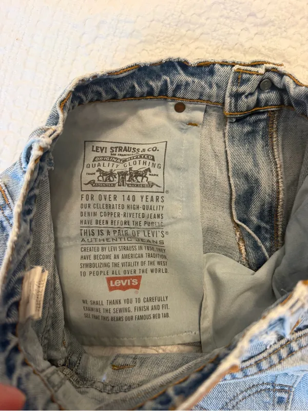 Levi's Vintage Light Wash High-Rise Cutoff Denim Shorts - Image 4