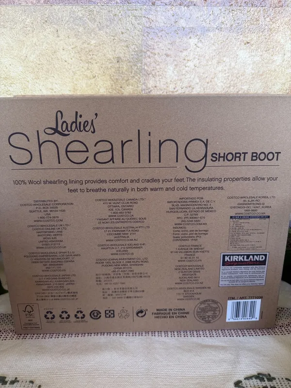 NEW Kirkland Signature Women’s Shearling Fur Grey Winter Short Boots, Size 6 - Image 11