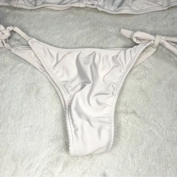 Girasole Swimwear White Ruffle Bandeau High Cut Bikini Set Size Small - Image 9