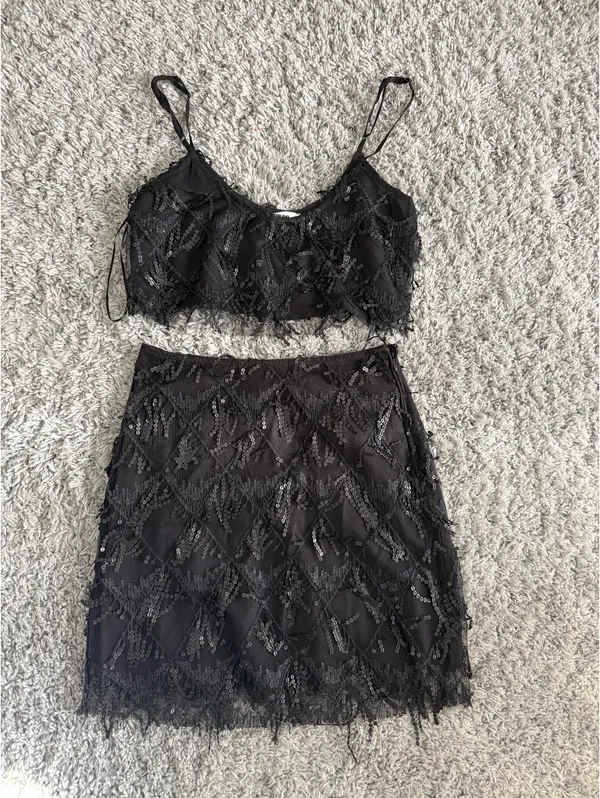 Showpo Sequin Set - Image 2