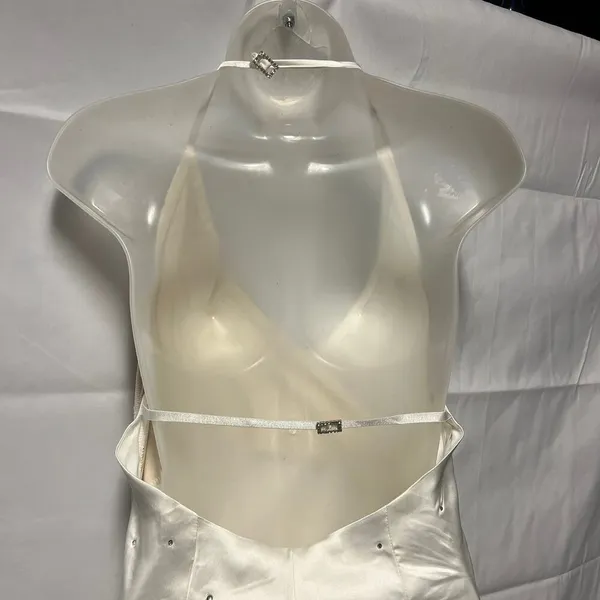 Women's Rhinestone Cream Lace Halter Maxi Dress Size Small - Image 8