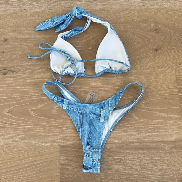 White Fox Halter Bikini Size S/M Blue - Image 4