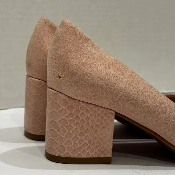 Ann Taylor Pink Suede Pointed Toe Block Heels Snake Embossed Heel Size 6M‎ - Image 4