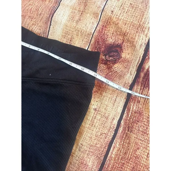 Aerie Offline Black Bike Shorts Size M - Image 5