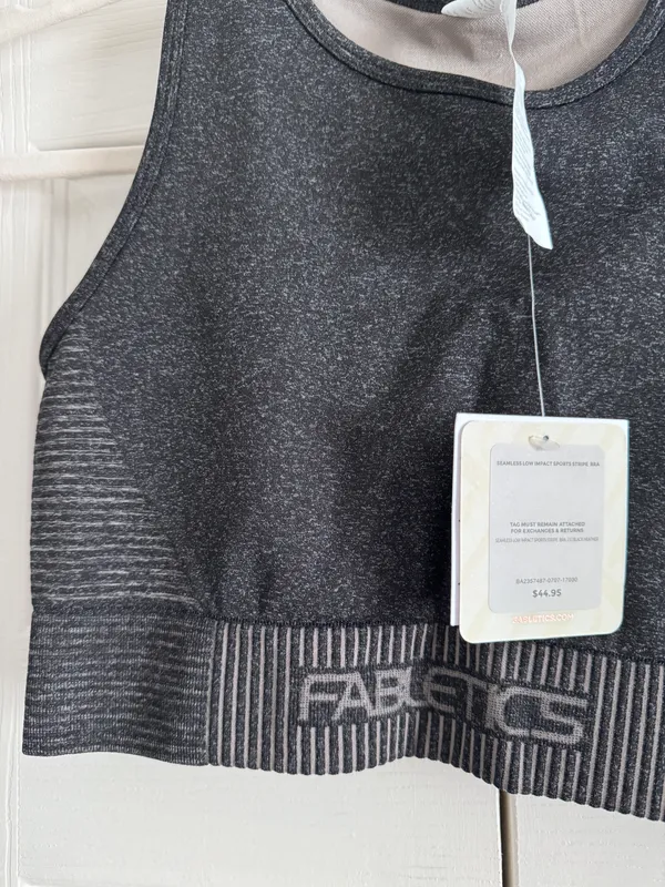 Fabletics NWT Seamless Low Impact Sports Bra And Leggings Set - Image 3