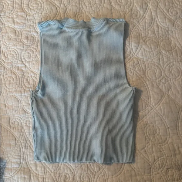 Light Blue Sleeveless Ribbed Top - Image 2