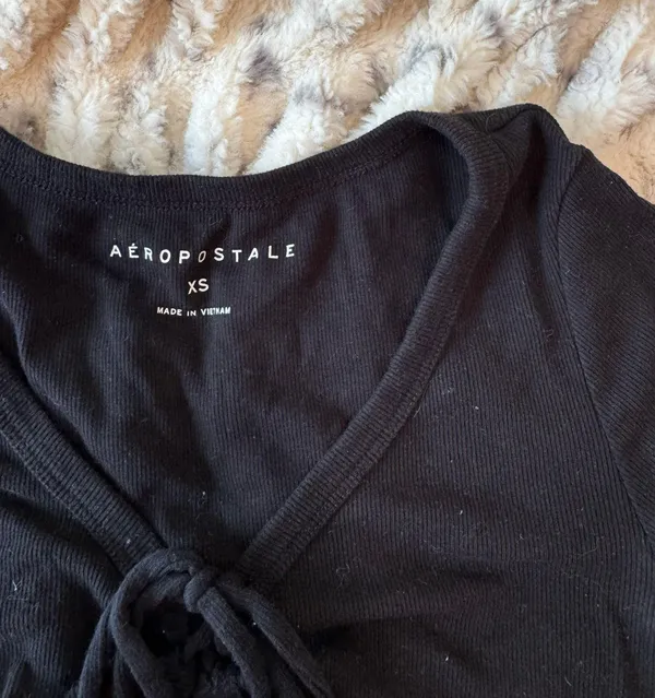 Cropped T-shirt - Image 2