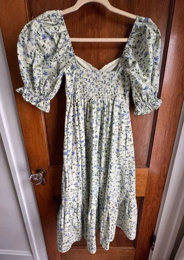 Abercrombie puff sleeve midi dress, green floral - Image 5