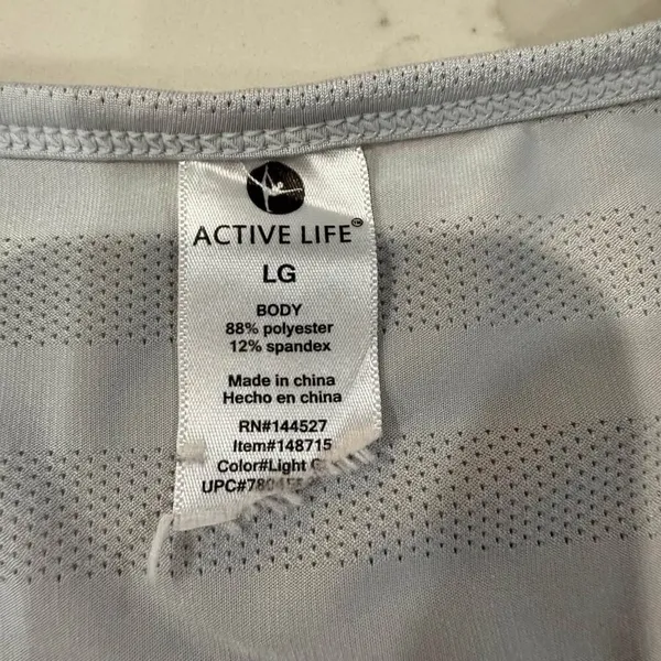 Active Life ScoopNeck ShortSleeve Performance Shirt Womens Large Gray Athleisure - Image 3