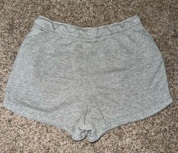 Nike women’s shorts - Image 3