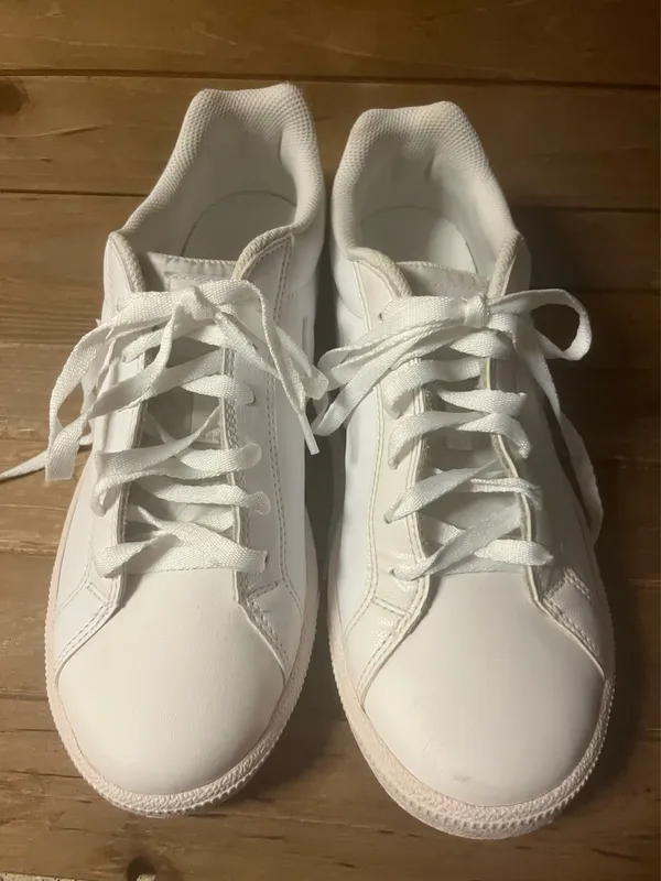 Nike Women’s court Royale triple white size 10 - Image 2