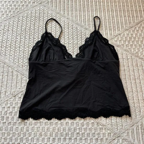 Skims Fits Everybody Lace Triangle Cami - Image 3