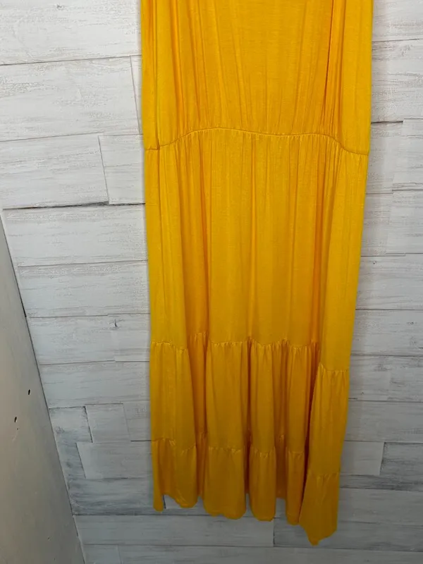 Beach Break Jersey Tiered Midi Sundress in Yellow Size Large - Image 4