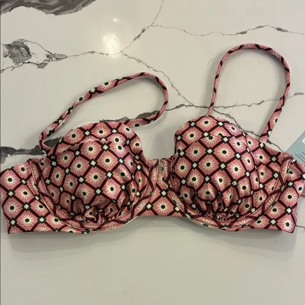 Shade & Shore Pink Floral Bikini Top 36 B - Image 3