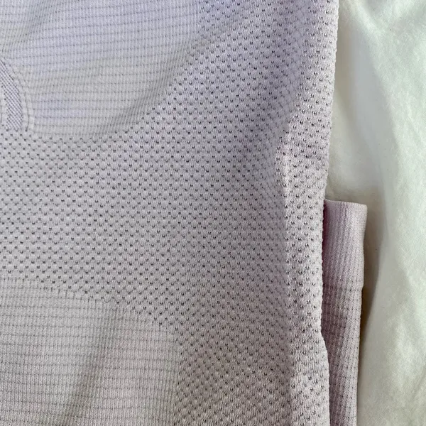 lululemon racerback, no tag but fits size 6 (see measurements) - Image 3