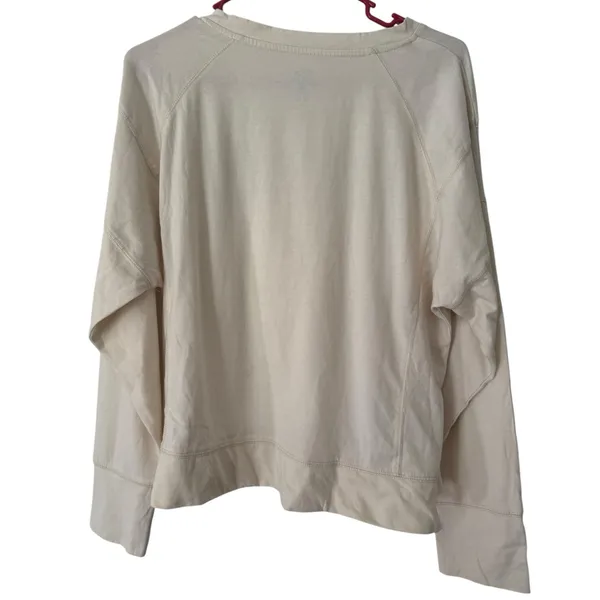 NWT Rivalry Threads NCAA Colorado Buffalos Womens Long Sleeve T-shirt Size Small - Image 2
