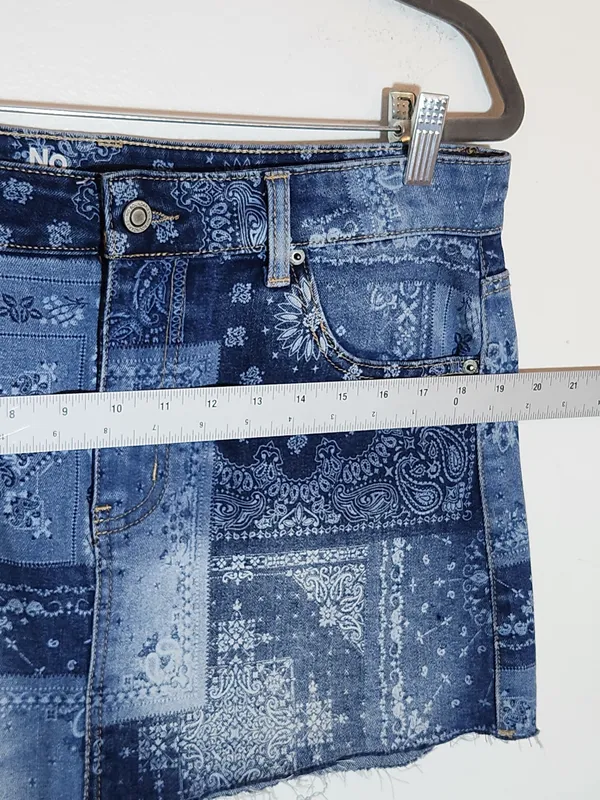 No Boundaries Bandana Patchwork Print Low Rise Denim Mini Skirt Size Medium - Image 6
