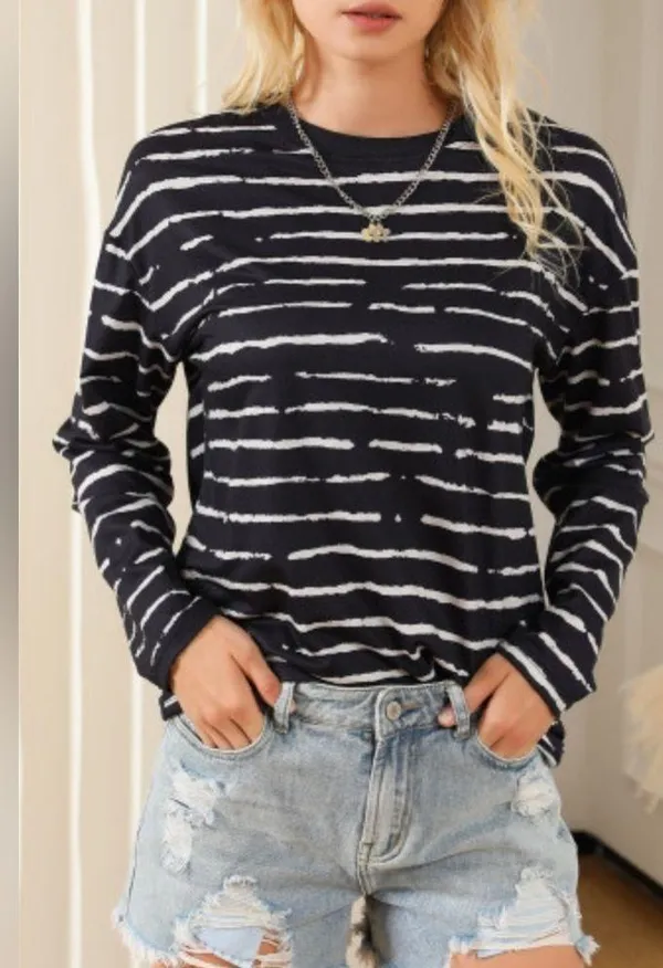 NEW Black Long Sleeve Casual Crewneck Top with White Abstract Stripes - Image 2