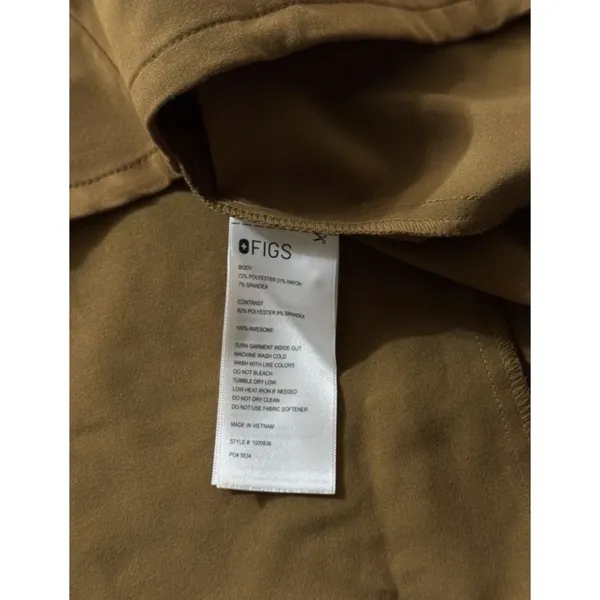 FIGS Women's Montex Relaxed Scrub Top Henley in PO# 5534 Size Small - Image 6