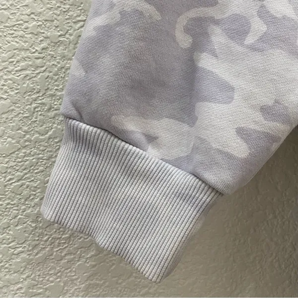 Lululemon Perfectly Oversized Crew in Igcognito Camo Alpine White Multi - Image 5