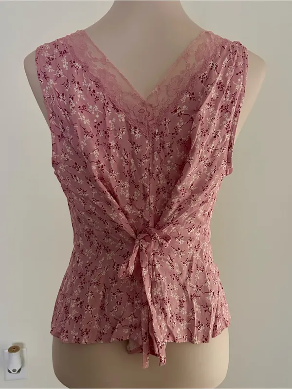 Reformation Cristina Top | Size: 10 | Pink Floral - Image 6