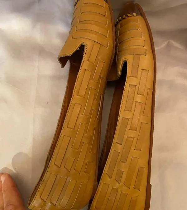 Dolce Vita Leather Tan Loafer with Bronze tip size 8M - Image 2