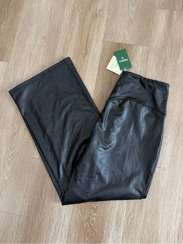 NWT Halara High Waisted Tummy Control Stretchy PU Causal Flare Pants Size Large - Image 7